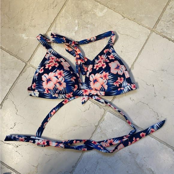 VS PINK Swim Lot of 2 - Picture 3 of 5
